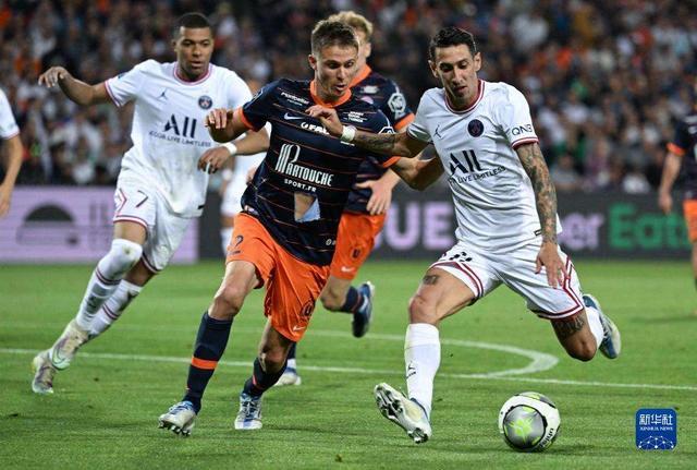 比利亚雷亚尔前锋-ayx