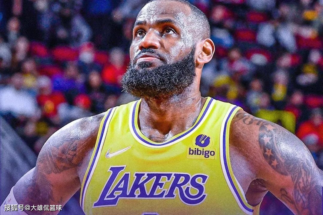 多特蒙德训练开放日；转会期强势反弹引欢呼；NBA常规赛在即；赛季目标并未改变的简单介绍